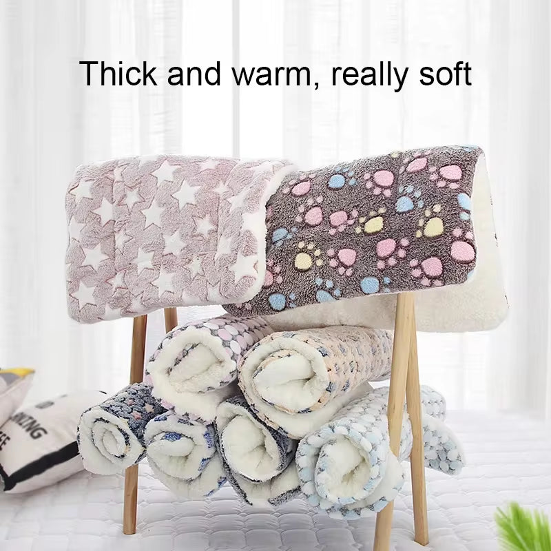 Flannel Pet Sleeping Mat – Cozy Dog & Cat Bed, Comfortable Cushion for Small & Large Pets