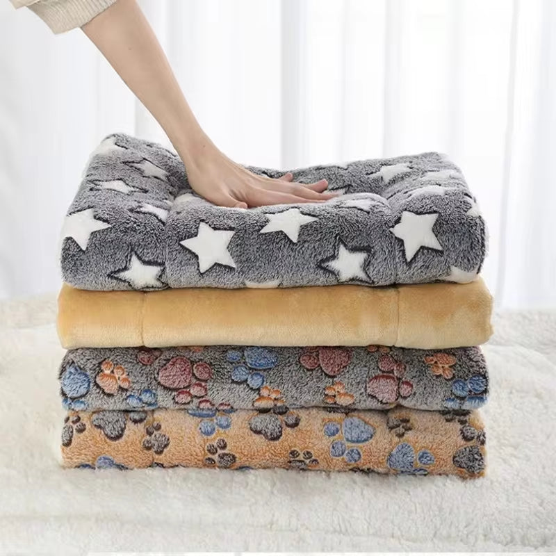 Flannel Pet Sleeping Mat – Cozy Dog & Cat Bed, Comfortable Cushion for Small & Large Pets